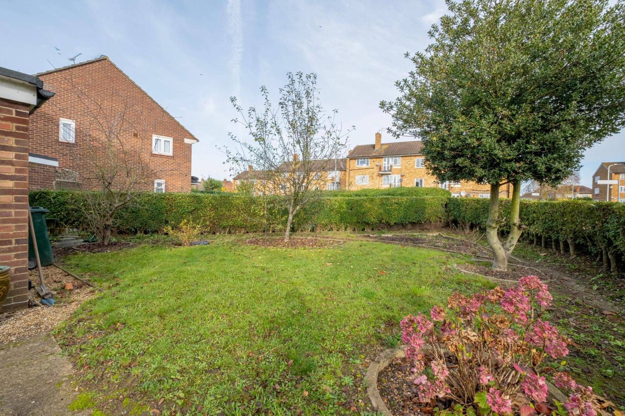 Kings House Apartment Hayes, West London Apt A Northolt  Exterior photo